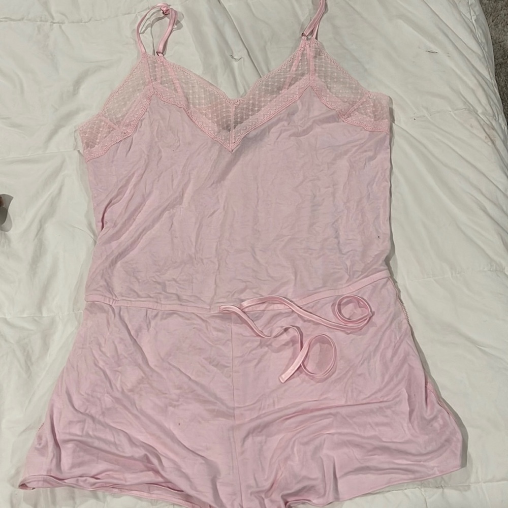 Victoria’s Secret sleep romper, size L, excellent condition